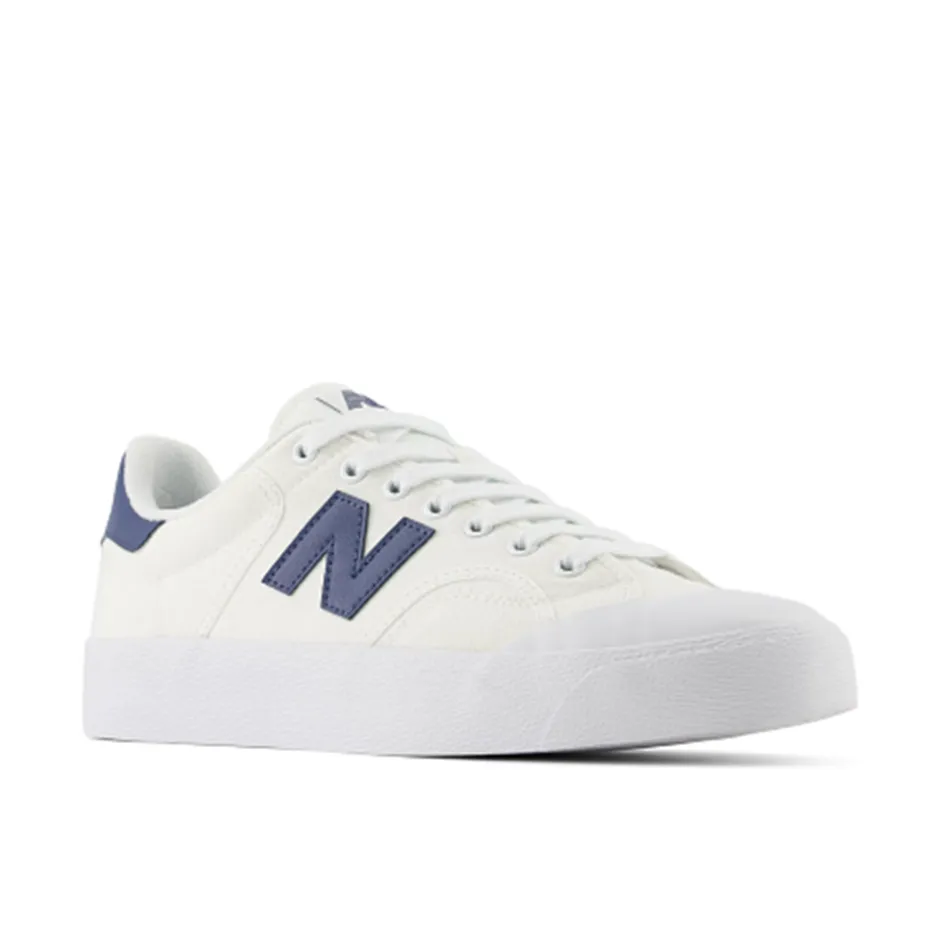 Sale New Balance 100 Sneakers, , 40 White/Vintage Indigo