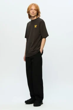 Hot Wood Wood Asa Seal T-shirt, , M Licorice