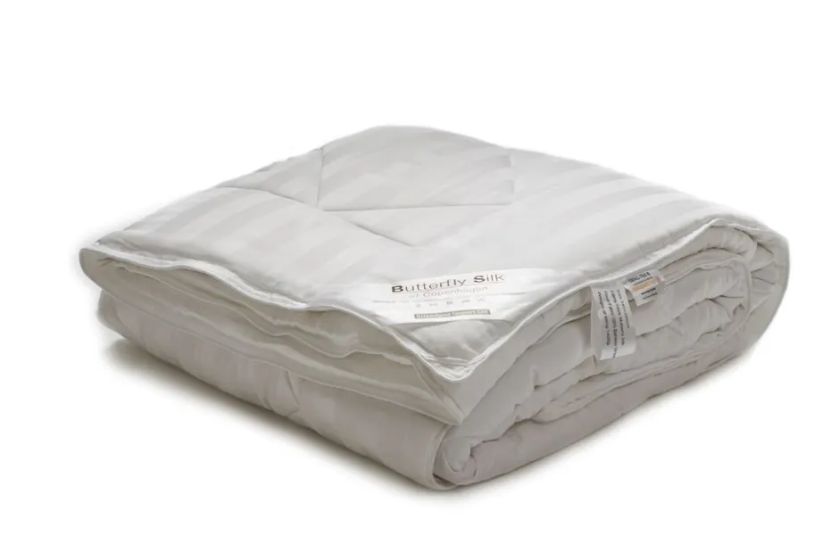 Butterfly Silk Bambusvår Medium Helårsdyne, 140x200 cm* Dyner & Puder