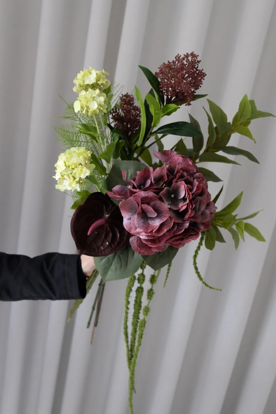 Bloom Objects Glow Kunstig Blomsterbuket, Bordeaux