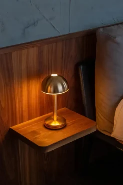 Humble Bug Bordlampe, Gold