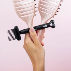 Hot Yuaia Cleaning Brush