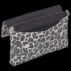 Depeche Clutch,*Dame Clutches