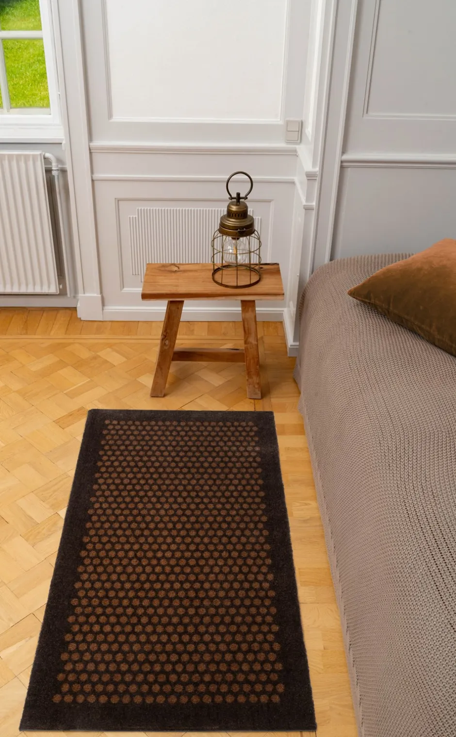 Clearance Tica Copenhagen Dot Gulvmåtte, , 67x120 cm Cognac/Mørkebrun
