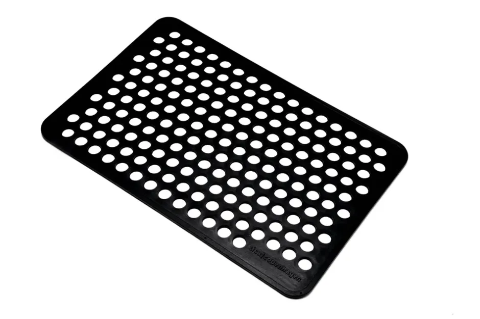 Clearance Tica Copenhagen Dot Gummi Dørmåtte, , 40x60 cm Black