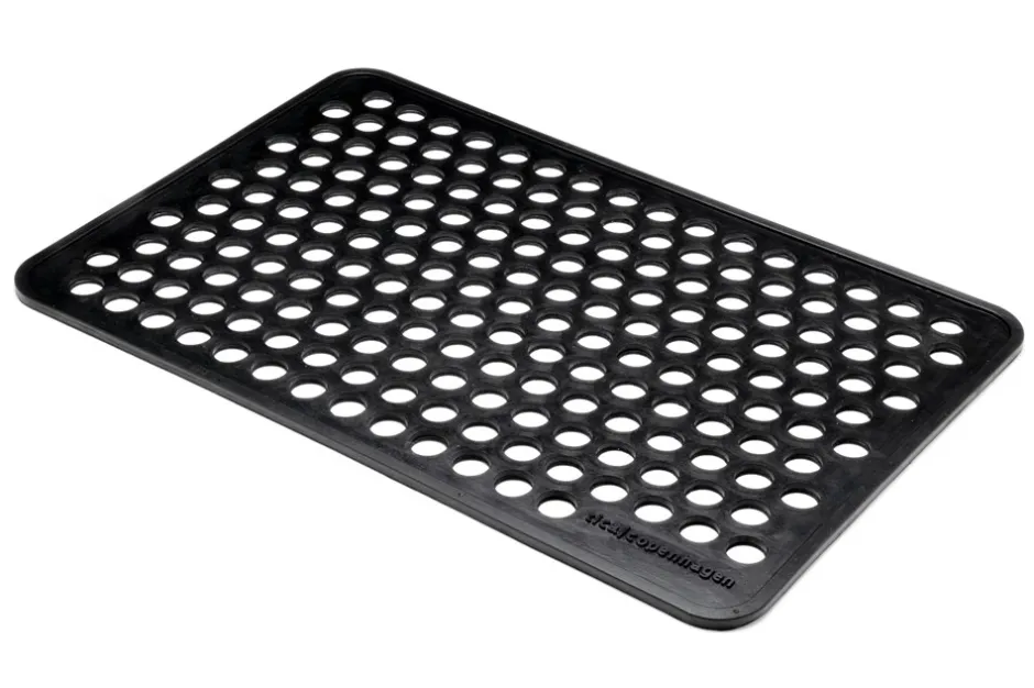 Clearance Tica Copenhagen Dot Gummi Dørmåtte, , 40x60 cm Black
