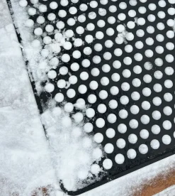 Sale Tica Copenhagen Dot Gummi Dørmåtte, , 45x75 cm Black