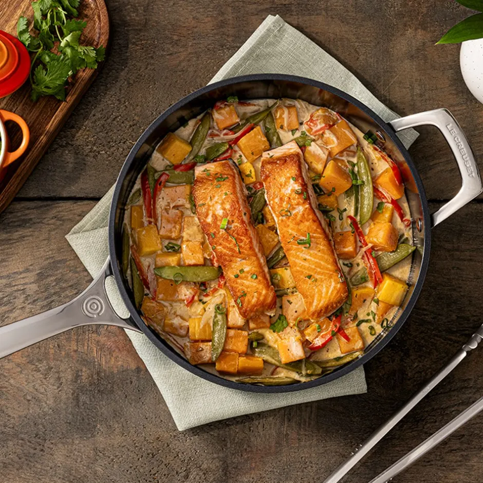 Le Creuset Essential Non-Stick Ceramic Sauterpande, , Ø26 cm* Gryder & Pander