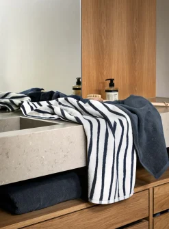 Høie Everyday Stripe Håndklæde, , 70x140 cm* Håndklæder & Vaskeklude