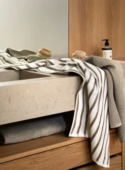 New Høie Everyday Stripe Håndklæde, , 70x140 cm Beige