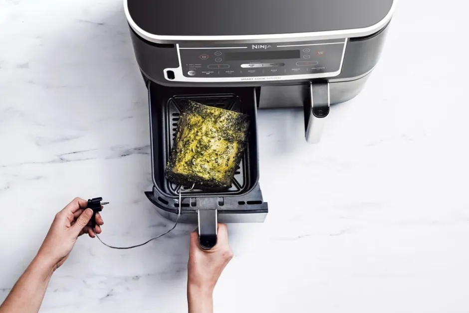 Hot Ninja Foodi Max Dual Zone Airfryer