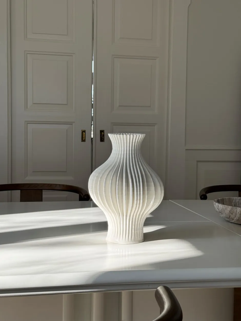 Best Bloom Objects Forma Vase, White