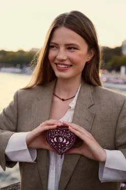 Maanesten Hjerte Smykkeskrin, Maroon