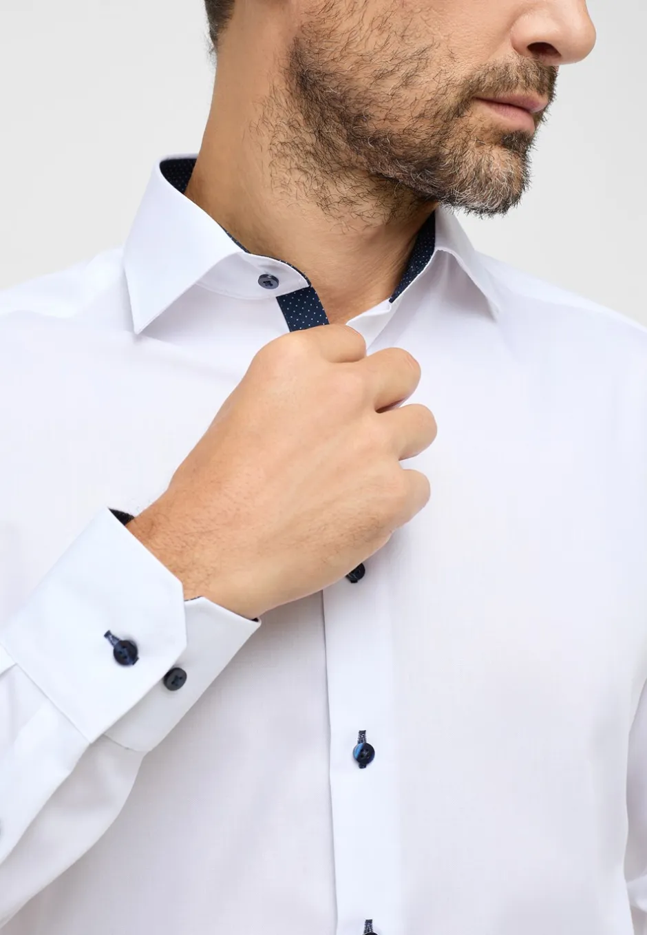 Clearance Eterna Langærmet Modern Fit Skjorte, , 44 Hvid