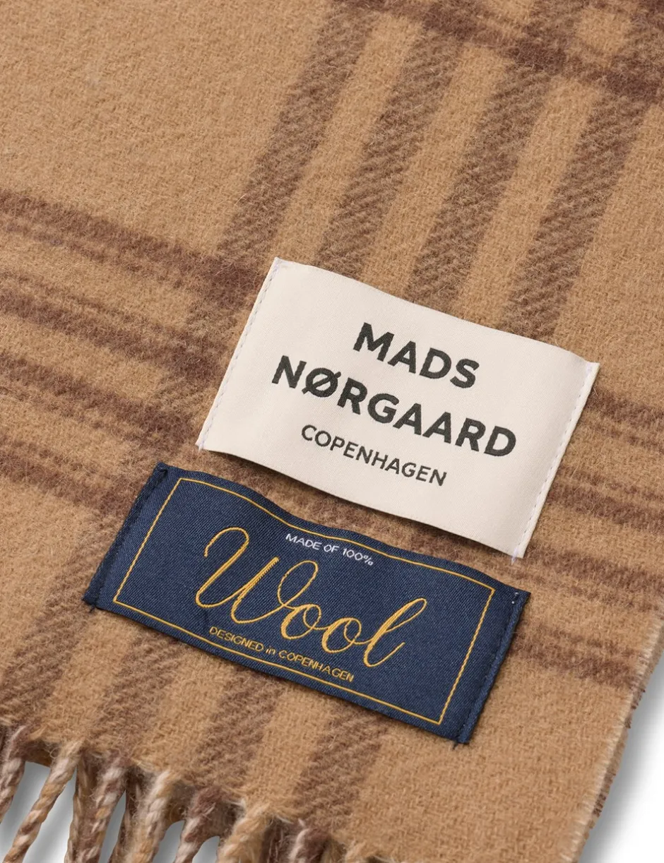 Outlet Mads Nørgaard Logo Halstørklæde, Cornstalk/Cocoa Brown