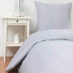 Outlet By Skagen Mille Sengelinned, Mørke Striber, 140x220 cm Blå