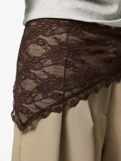 Outlet Pieces Naina Lace Hip Tørklæde, Hot Fudge