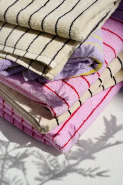 Clearance Bongusta Naram Håndklæde, Baby Pink & Ski Patrol Red, 50x80 cm Baby Pink & Ski Patrol Red