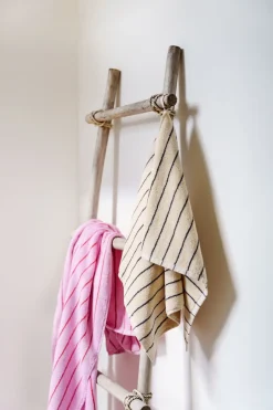 Clearance Bongusta Naram Håndklæde, Baby Pink & Ski Patrol Red, 50x80 cm Baby Pink & Ski Patrol Red