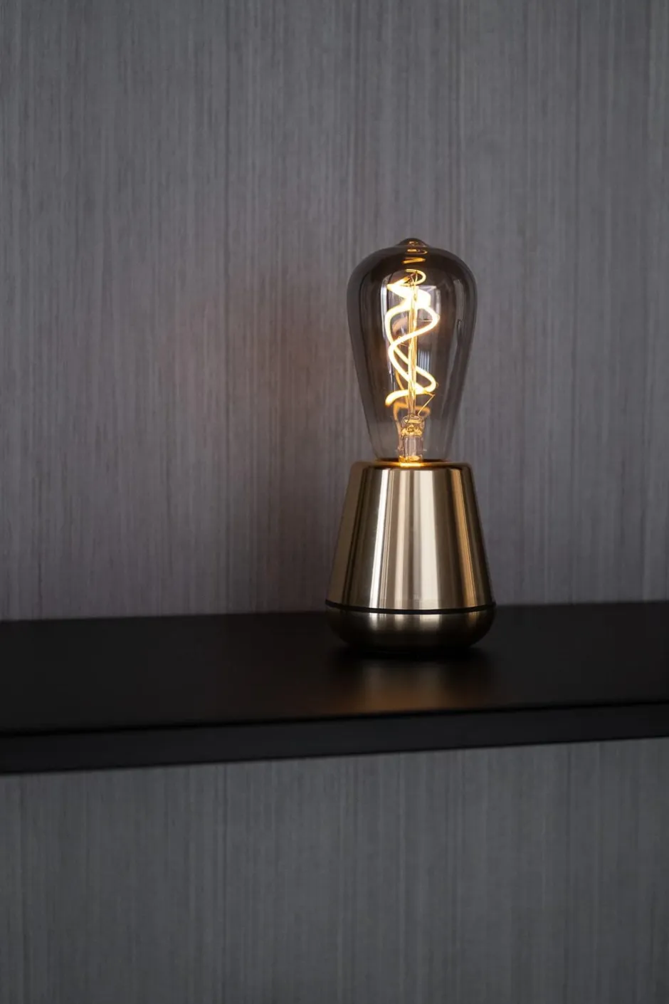 Outlet Humble One Bordlampe, Gold