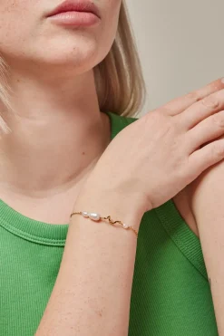 Online ENAMEL Copenhagen Pearlie Twist Armbånd, , 15+3 cm Guld