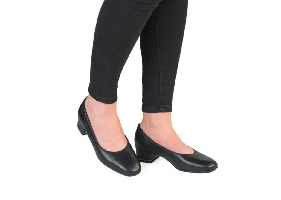 Online Ara Pumps, , 41 Black