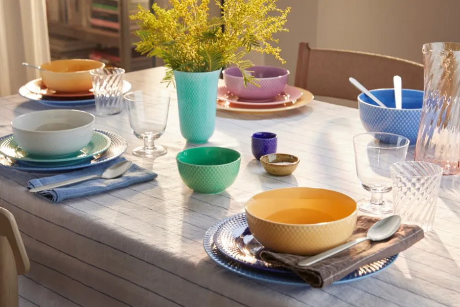 Lyngby Porcelæn Rhombe Color Frokosttallerken, Rose, Ø21 cm* Tallerkener