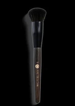 New Nilens Jord Sculpting Face Brush
