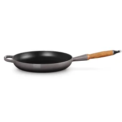 Sale Le Creuset Signature Støbejerns Stegepande Med Træhåndtag, , Ø28 cm Flint