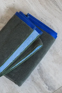 Online Mette Ditmer Soft Håndklæde, , 70x133 cm Dark Olive/Light Blue