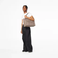 Online Marc Jacobs The Leather Large Tote Bag, Cement