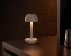 Humble Two Bordlampe,* Bordlamper