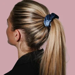 Best Yuaia Velour Scrunchies